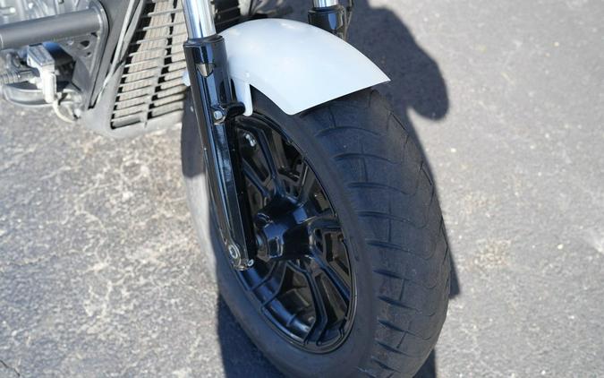 2019 Indian Motorcycle Scout Bobber ABS White Smoke