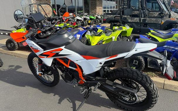 2026 KTM Adventure 390 R