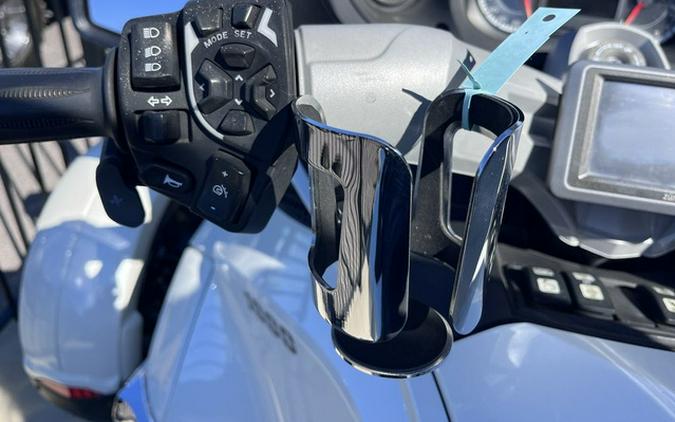 2011 Can-Am Spyder Roadster RT-Limited