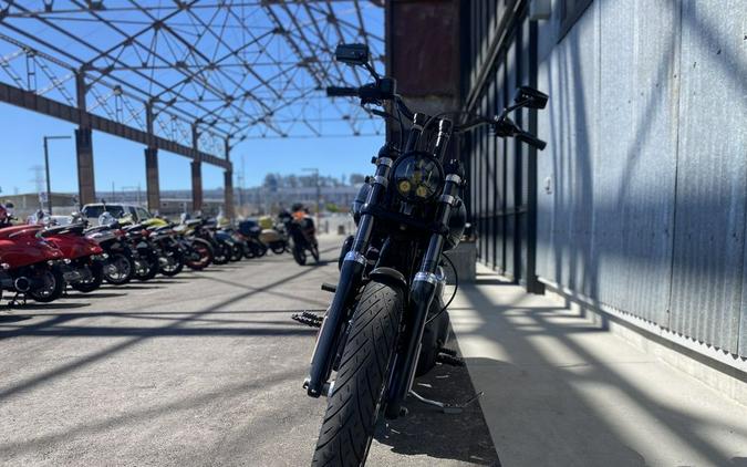 2017 Harley-Davidson® STREET BOB FXTB