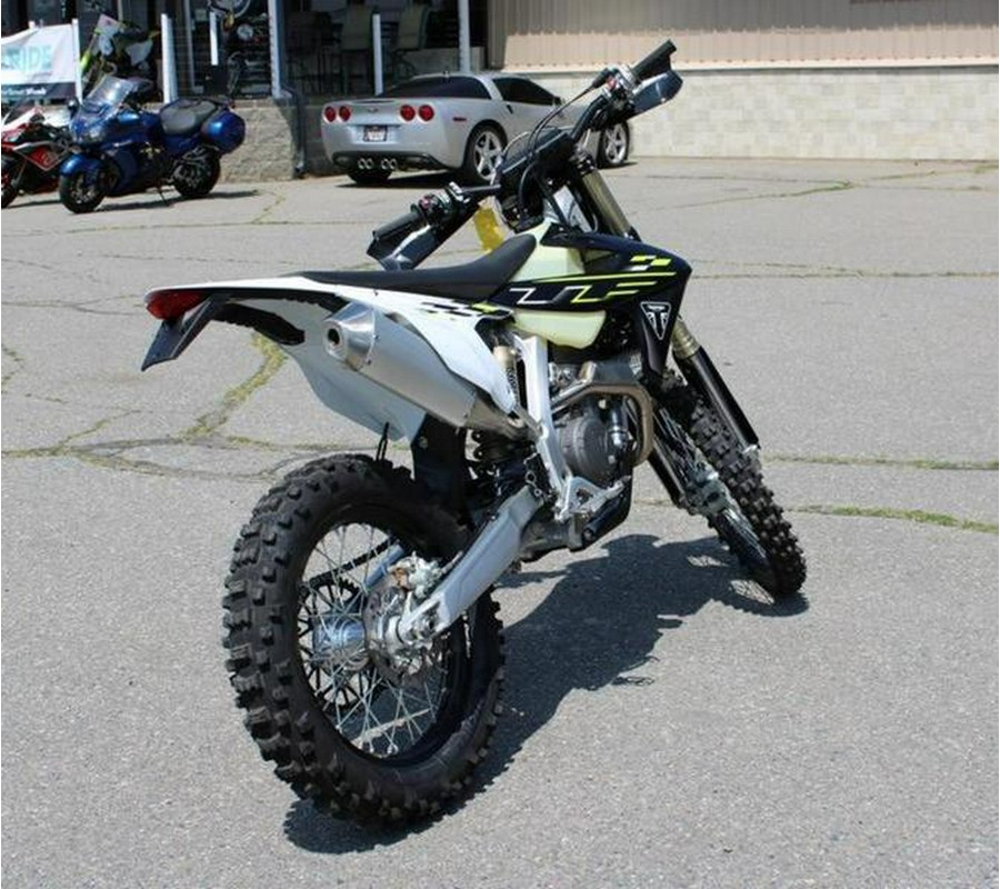 2026 Triumph TF 250-E Jet Black/Pure White