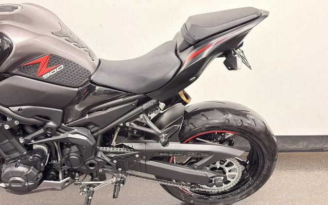 2023 Kawasaki Z900 ABS Metallic Black/Graphite Gray/Flat Black
