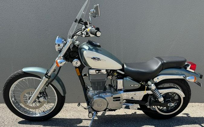 2012 Suzuki Boulevard S40