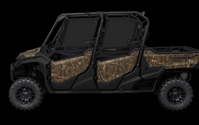 2025 Honda Pioneer 1000-6 Deluxe Crew