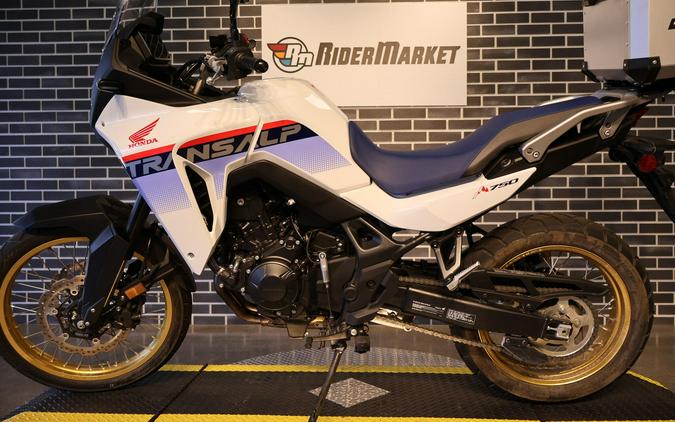 2025 Honda Transalp Base