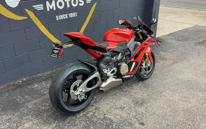 2026 Ducati PANIGALE V4S Corse