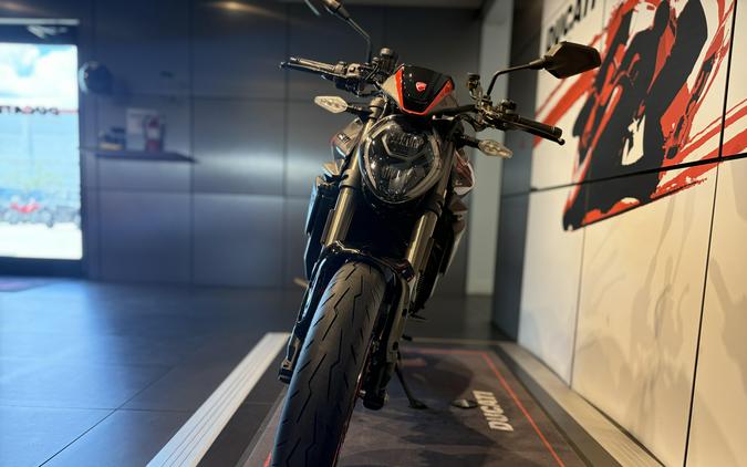 2026 Ducati MONSTER V2