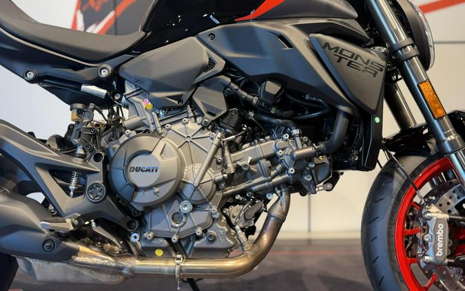 2026 Ducati MONSTER V2