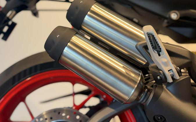 2026 Ducati MONSTER V2