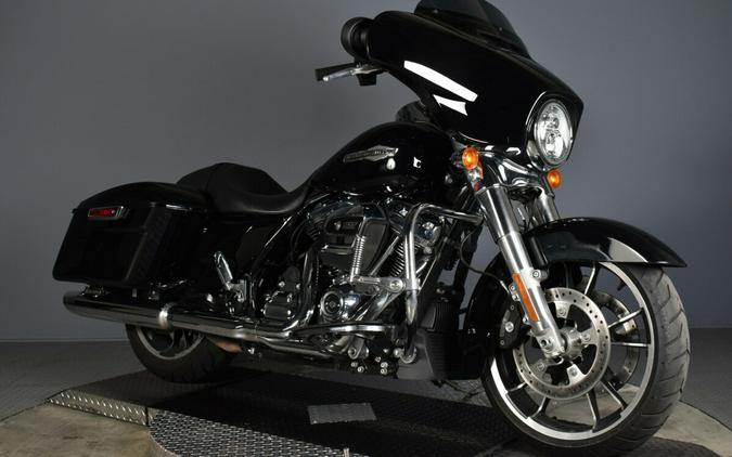 2022 Harley-Davidson Street Glide