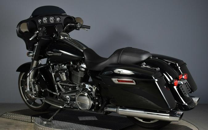 2022 Harley-Davidson Street Glide