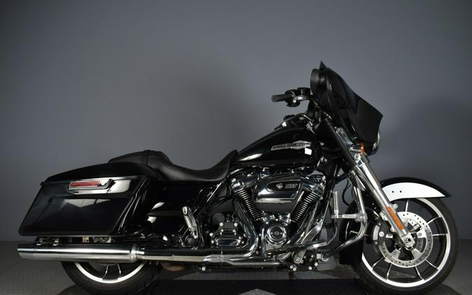 2022 Harley-Davidson Street Glide