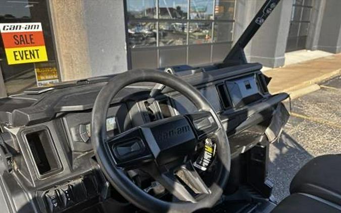 2026 Can-Am Defender MAX XT HD11