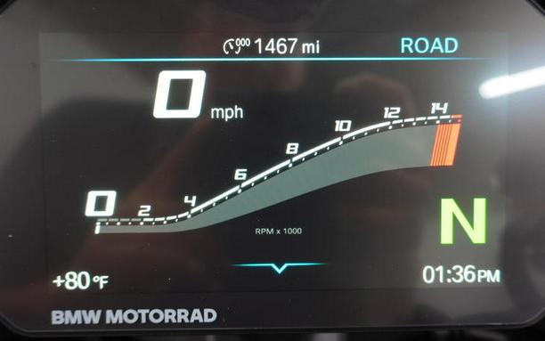 2026 BMW M 1000 XR Light White/M Motorsport
