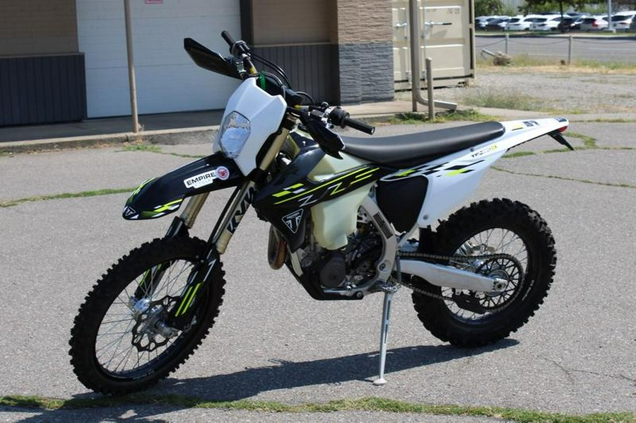 2026 Triumph TF 450-E Jet Black/Pure White