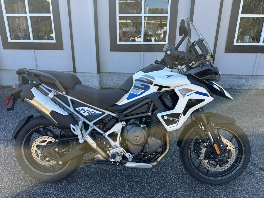 2026 Triumph Tiger 1200 Alpine Edition