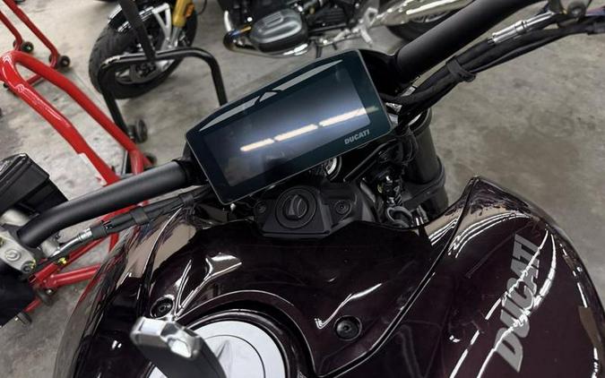 2026 Ducati XDiavel V4 Black Lava