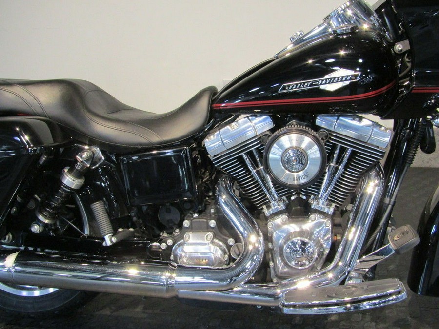 2013 Harley-Davidson® FLD - Dyna® Switchback™