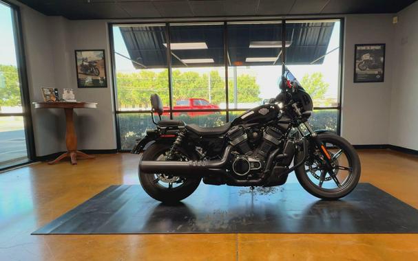 2026 Harley-Davidson® Nightster® Vivid Black Black Trim