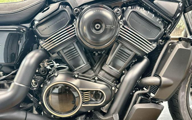 2026 Harley-Davidson® Nightster® Vivid Black Black Trim