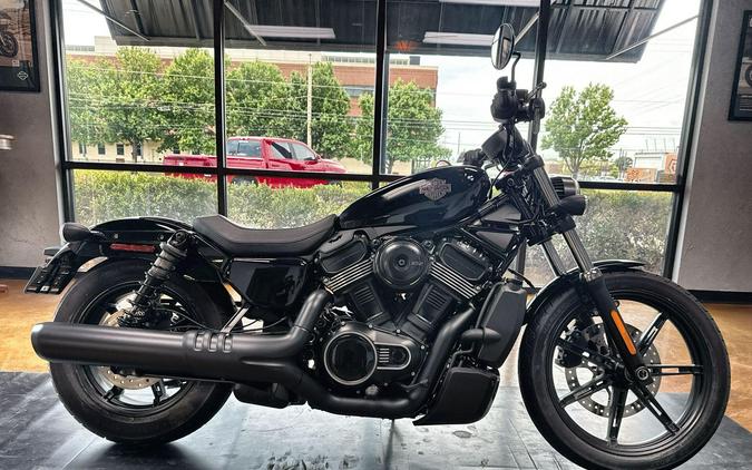 2026 Harley-Davidson® Nightster® Vivid Black Black Trim