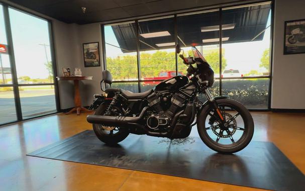 2026 Harley-Davidson® Nightster® Vivid Black Black Trim