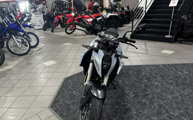 2024 Suzuki GSX-8S