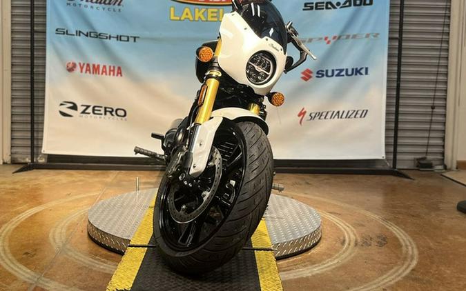 2025 Indian 101 Scout Ghost White Metallic With Graphics