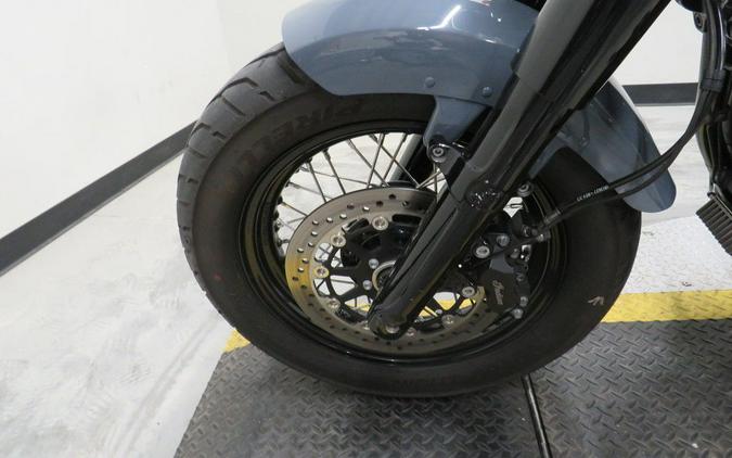 2022 Indian Motorcycle® Chief® Bobber Dark Horse® Titanium Smoke