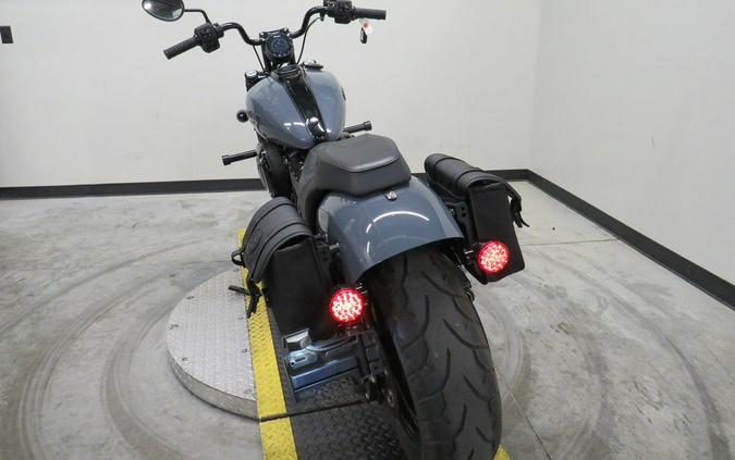 2022 Indian Motorcycle® Chief® Bobber Dark Horse® Titanium Smoke