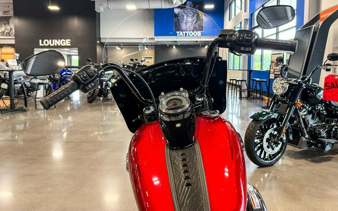2026 Harley-Davidson Softail FLHC - Heritage Classic