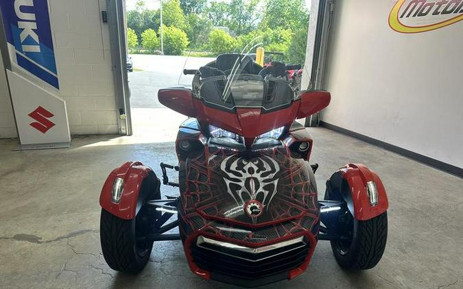 2022 Can-Am® Spyder F3 Limited Chrome Wheels