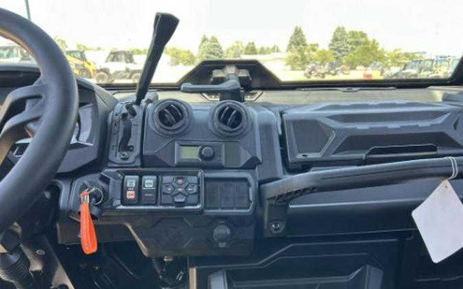 2026 Can-Am Defender PRO Limited