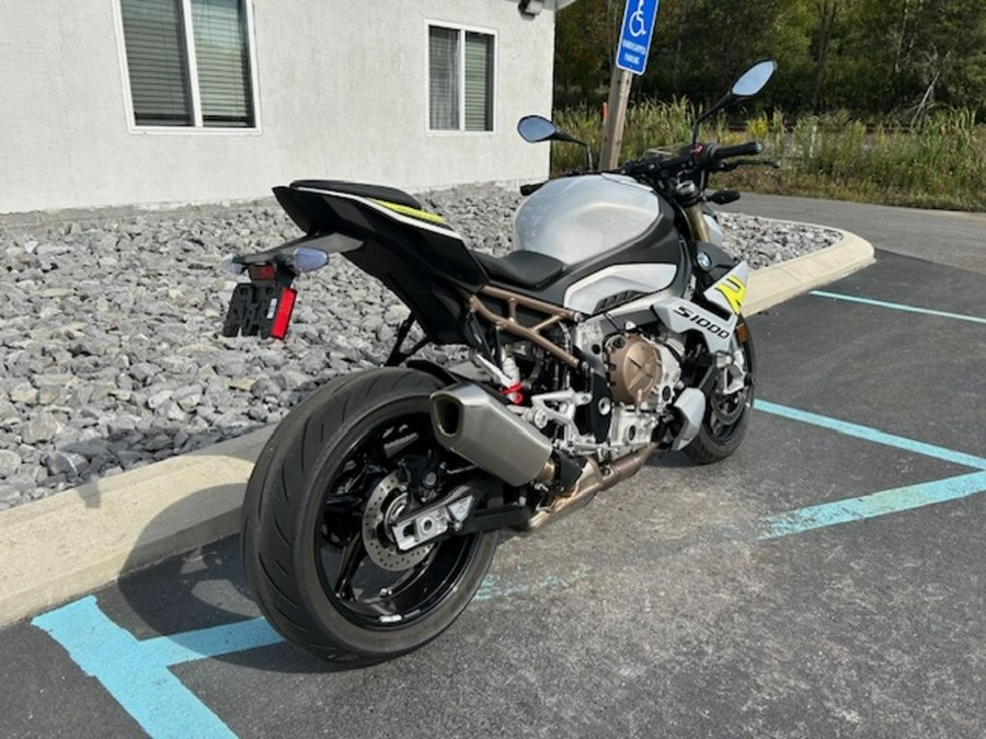 2022 BMW S 1000 R Hockenheim Silver Metallic