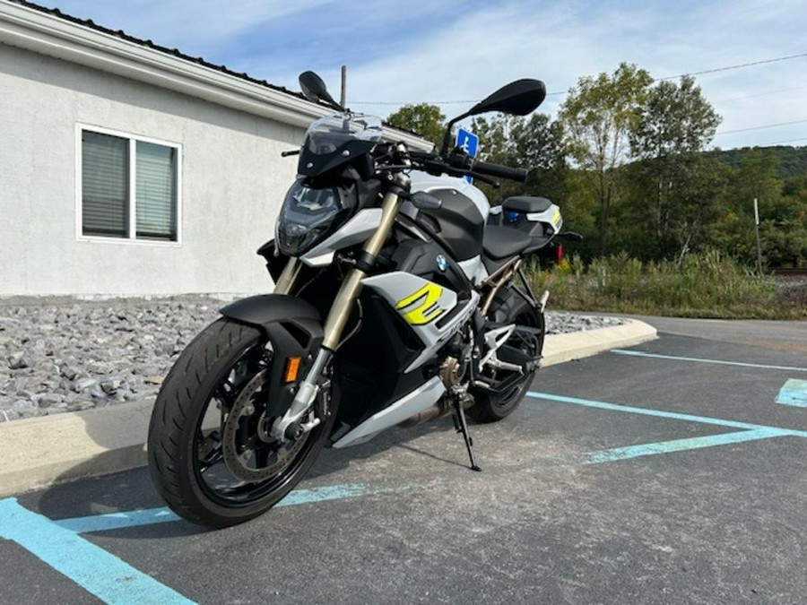 2022 BMW S 1000 R Hockenheim Silver Metallic