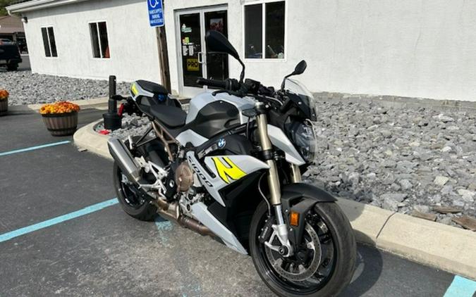 2022 BMW S 1000 R Hockenheim Silver Metallic