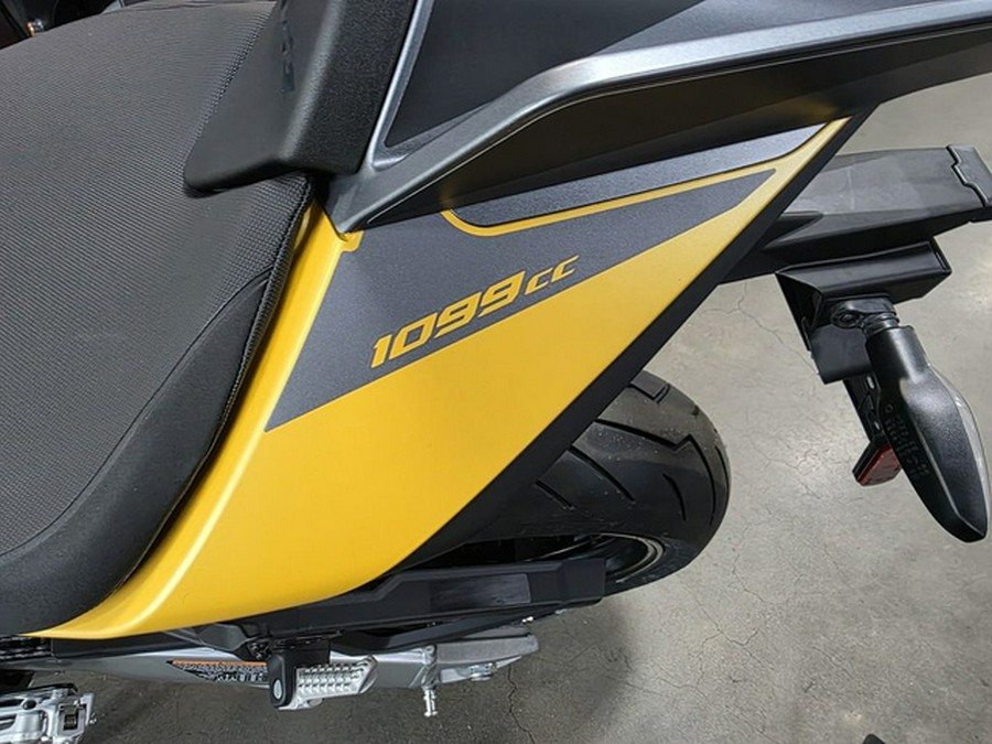 2026 Aprilia Tuono V4