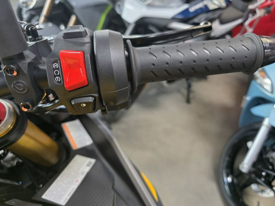 2026 Aprilia Tuono V4
