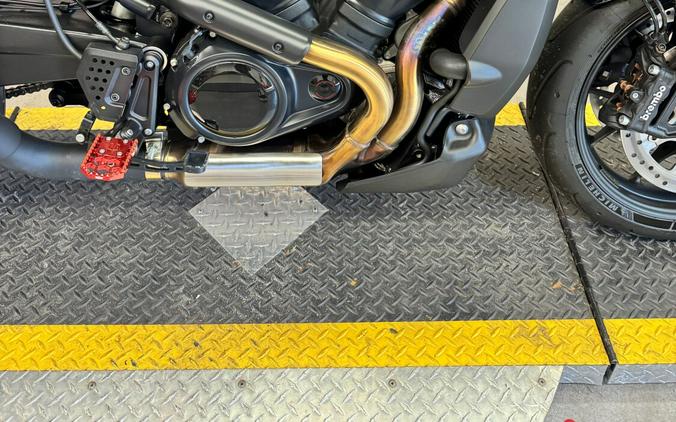 2025 RA1250ST Pan America® 1250 ST