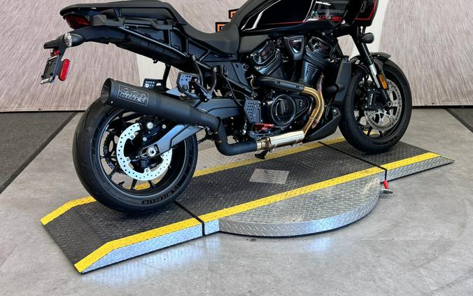 2025 RA1250ST Pan America® 1250 ST