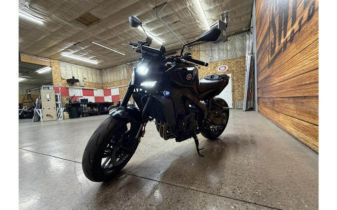 2025 MT-09 - Yamaha