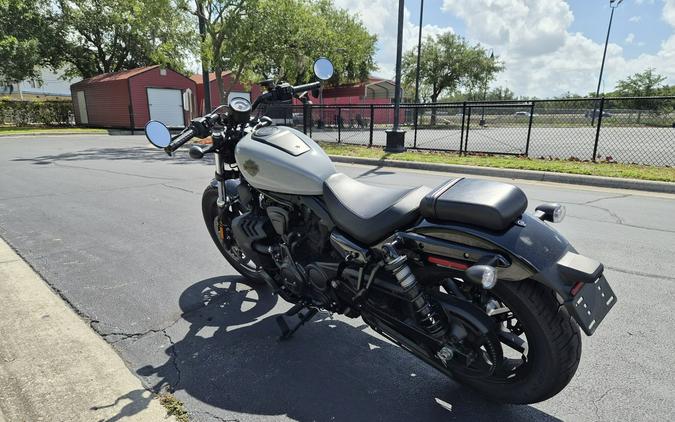 RH975 2025 Nightster