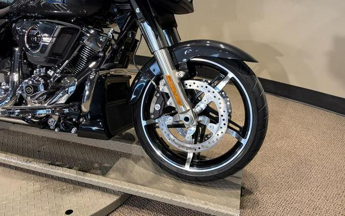 2026 Harley-Davidson® FLHX - Street Glide®