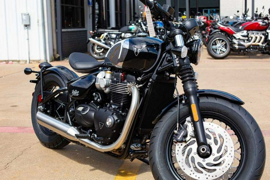 New 2023 Triumph BONNEVILLE BOBBER