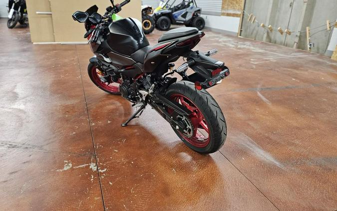 2024 Kawasaki Z500 SE ABS