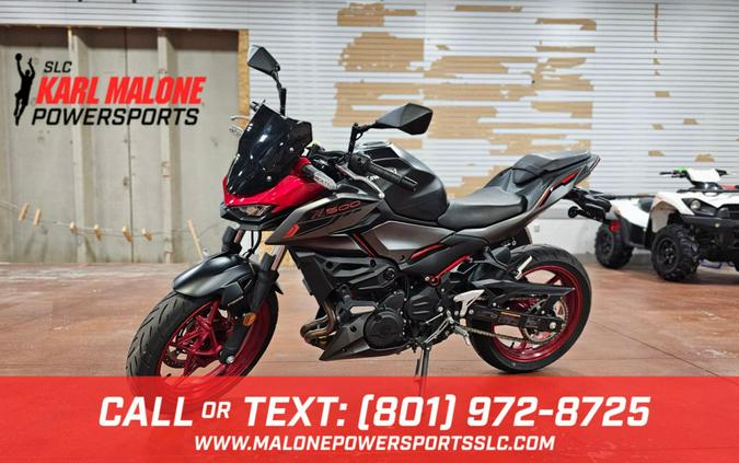 2024 Kawasaki Z500 SE ABS