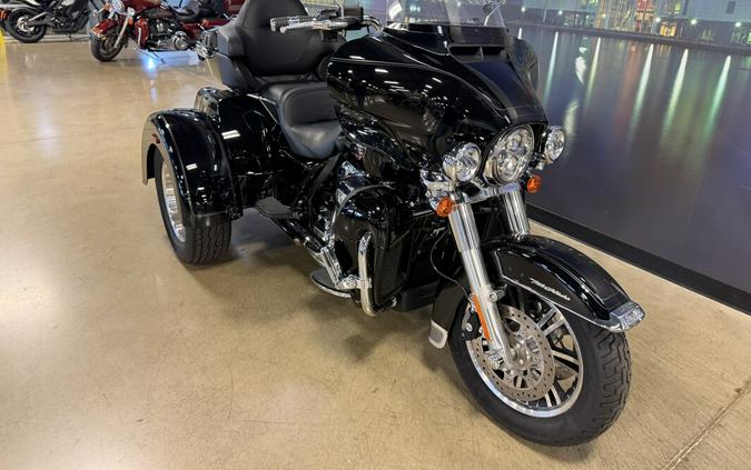 FLHTCUTG 2024 Tri Glide Ultra