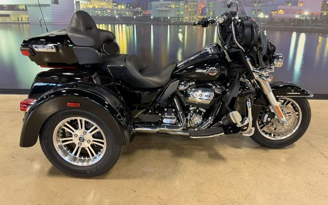 FLHTCUTG 2024 Tri Glide Ultra