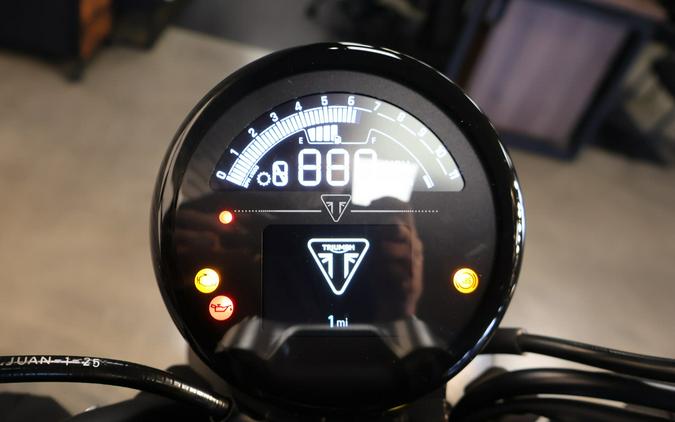 2025 Triumph Trident