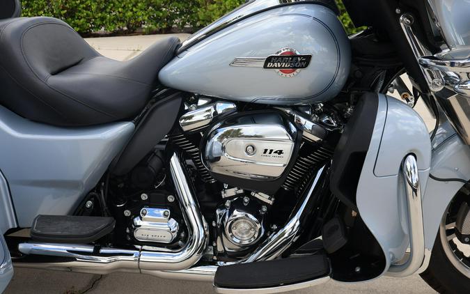 2023 Harley-Davidson Tri Glide Ultra FLHTCUTG